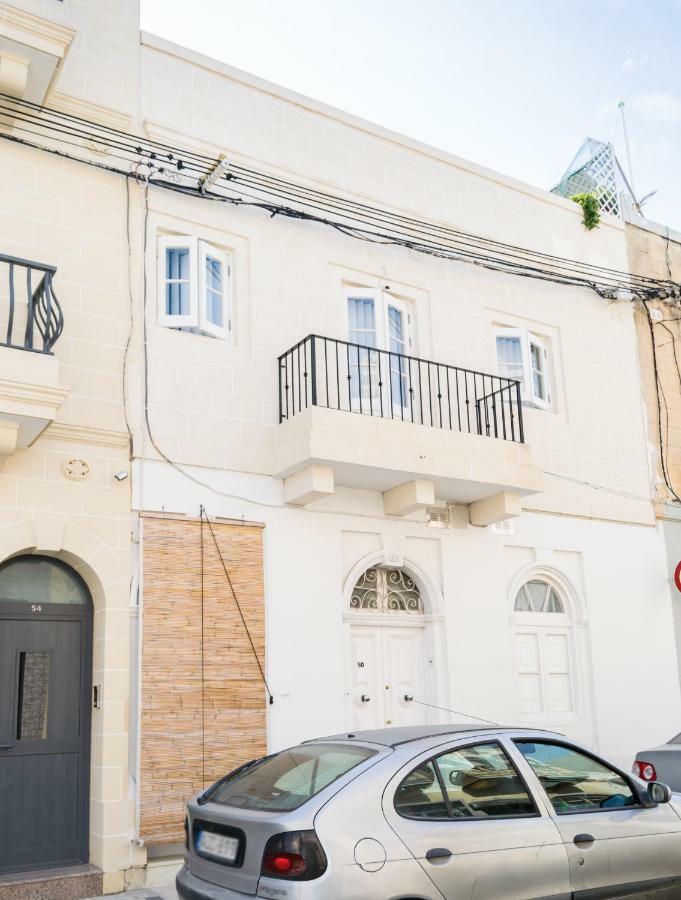 Cosy Home By The Sea Birżebbuġa Екстериор снимка